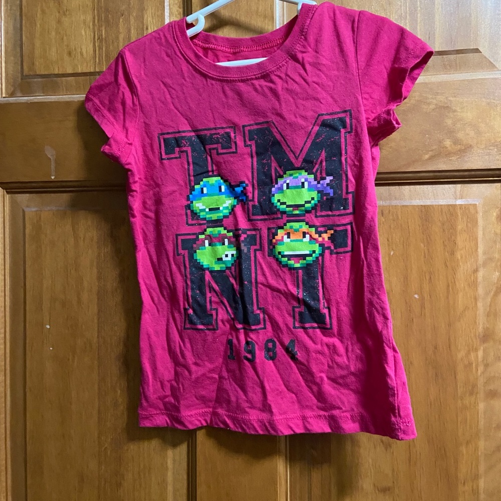 Girls t-shirt